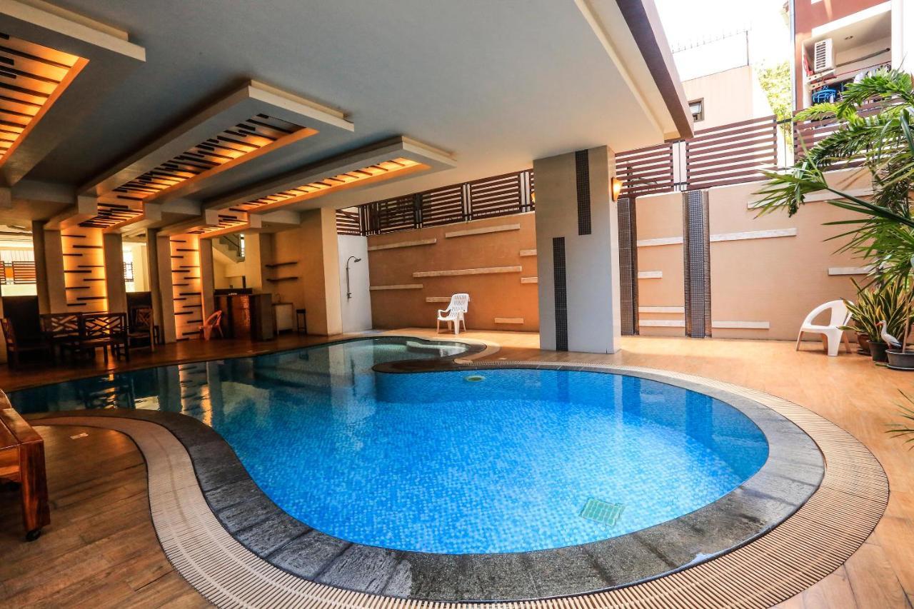 Tycoon Hotel 3*